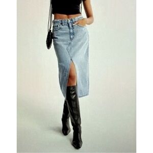 NWT Abercrombie & Fitch Blue Denim Maxi Skirt